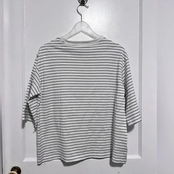 Handvaerk BOTTLE NECK 3/4 SLEEVE T-SHIRT
BORDER LIKE NEW - Picture 5 of 6